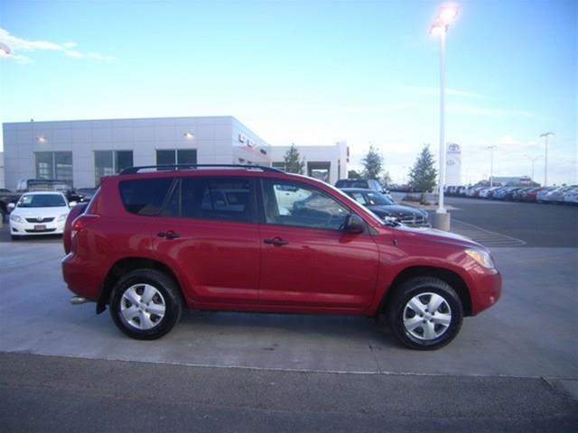 Toyota RAV4 Base SUV