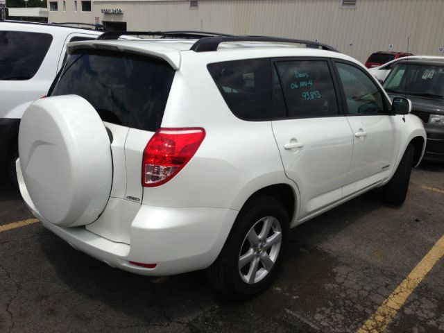 Toyota RAV4 2006 photo 1