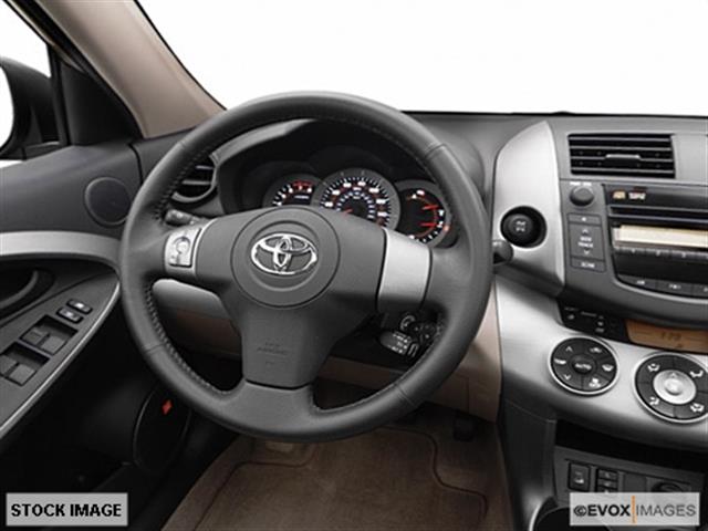 Toyota RAV4 2006 photo 2