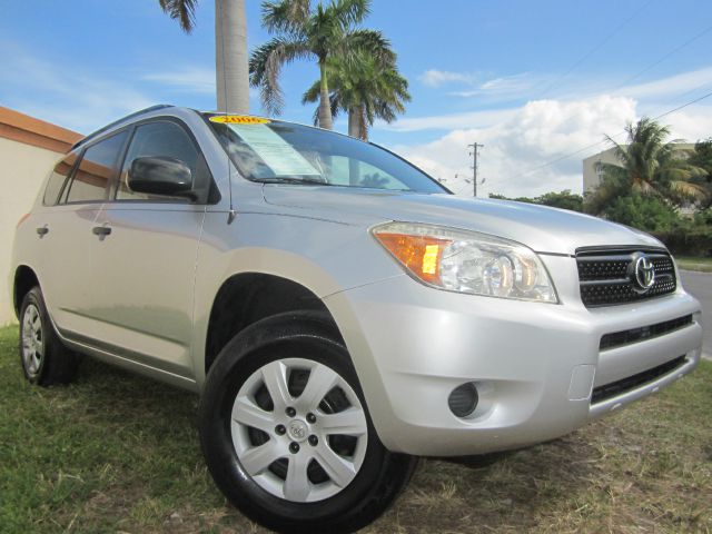 Toyota RAV4 2006 photo 4