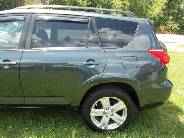 Toyota RAV4 2006 photo 2