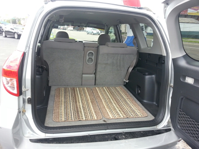 Toyota RAV4 2006 photo 9