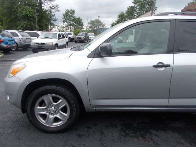 Toyota RAV4 2006 photo 3