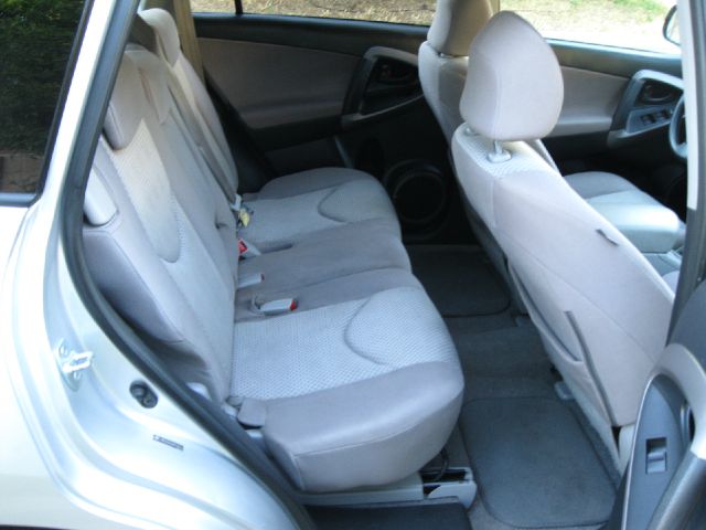 Toyota RAV4 2006 photo 4