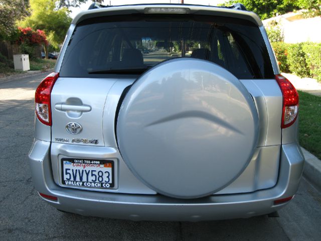 Toyota RAV4 2006 photo 6