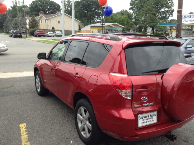 Toyota RAV4 340 Wedge SUV