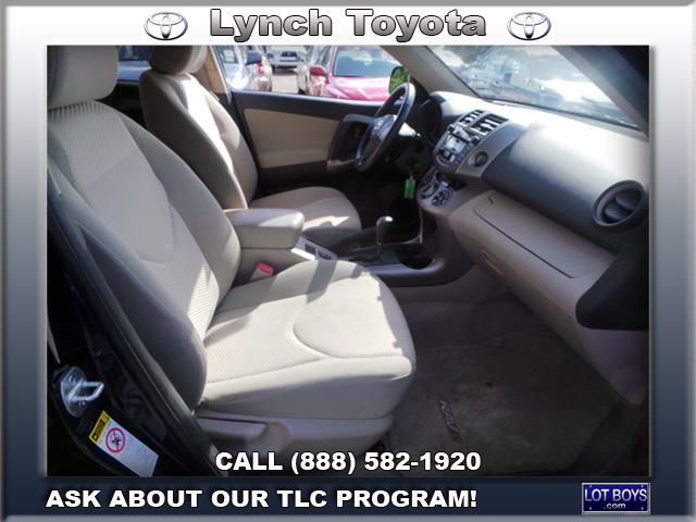 Toyota RAV4 2006 photo 1