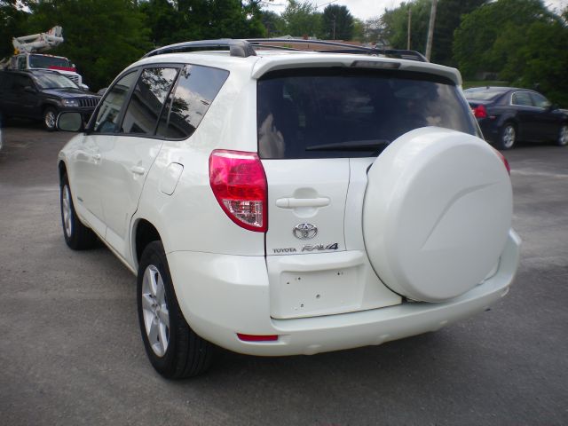 Toyota RAV4 2006 photo 3