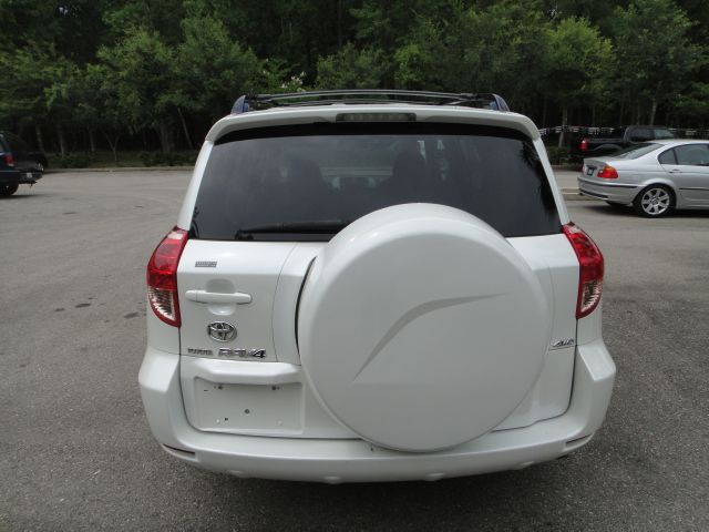 Toyota RAV4 2007 photo 4