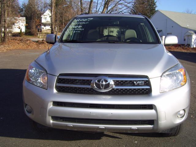 Toyota RAV4 SLT 25 Sport Utility