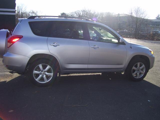 Toyota RAV4 2007 photo 2