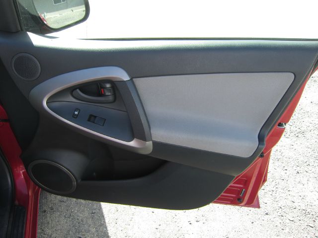 Toyota RAV4 2007 photo 11