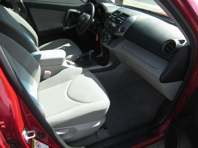 Toyota RAV4 2007 photo 2