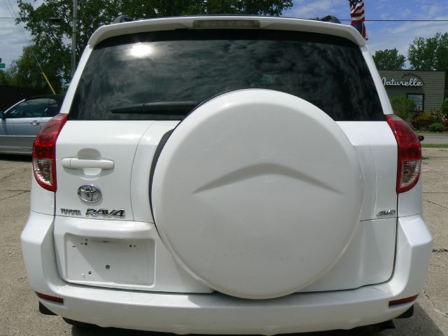 Toyota RAV4 2007 photo 16