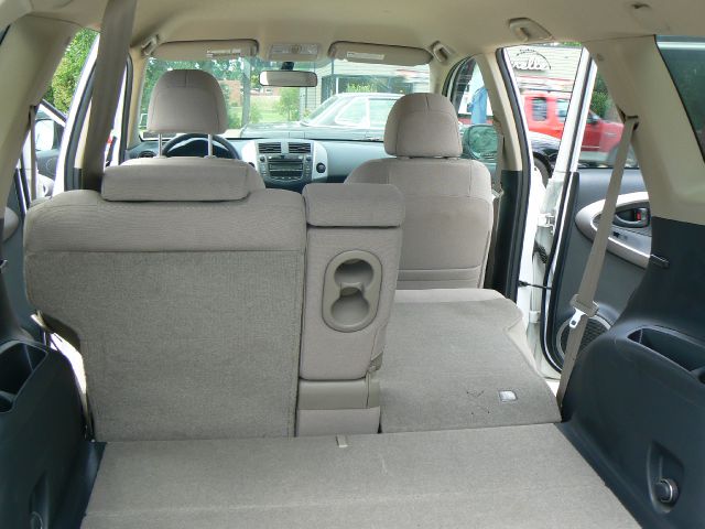 Toyota RAV4 2007 photo 19