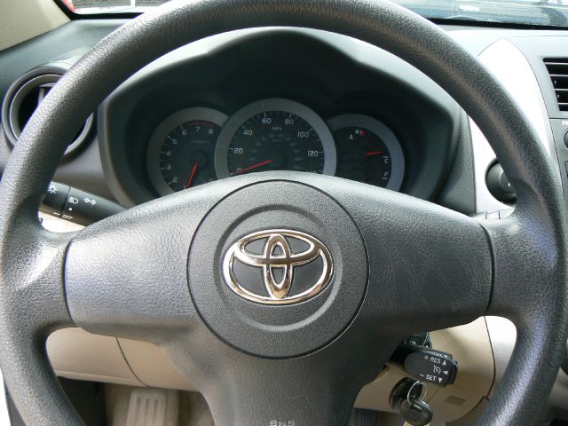 Toyota RAV4 2007 photo 20