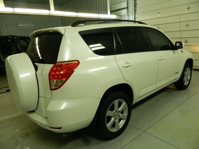 Toyota RAV4 2007 photo 2