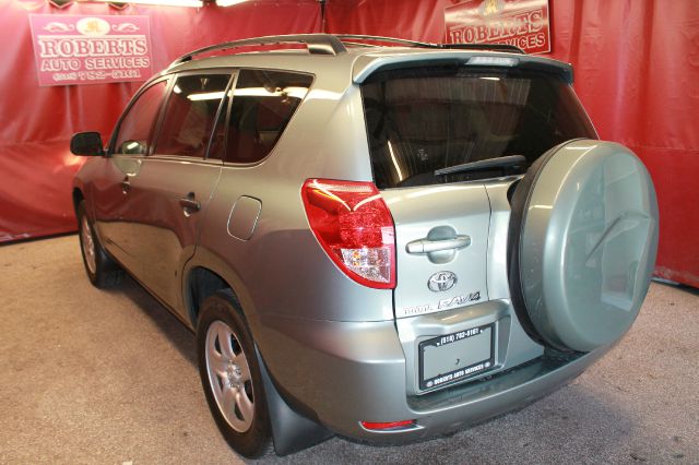 Toyota RAV4 2007 photo 2