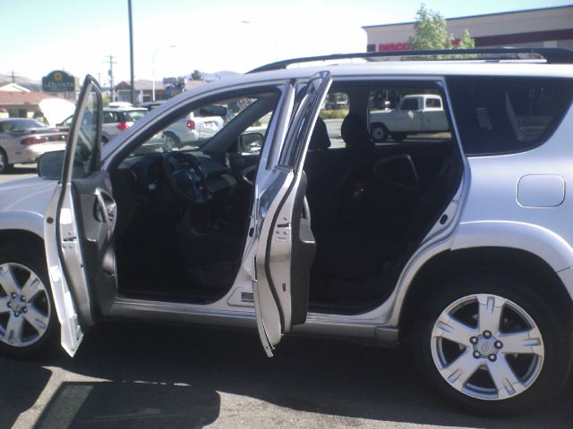 Toyota RAV4 2007 photo 2