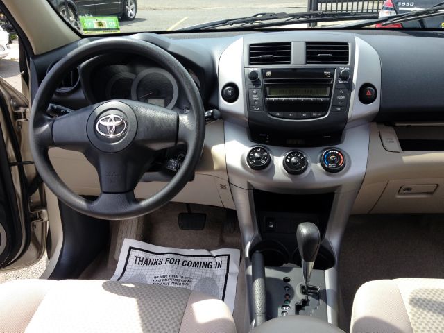 Toyota RAV4 2007 photo 1