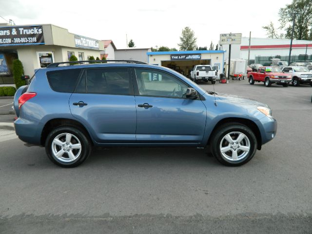 Toyota RAV4 2007 photo 3