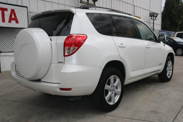 Toyota RAV4 2007 photo 2