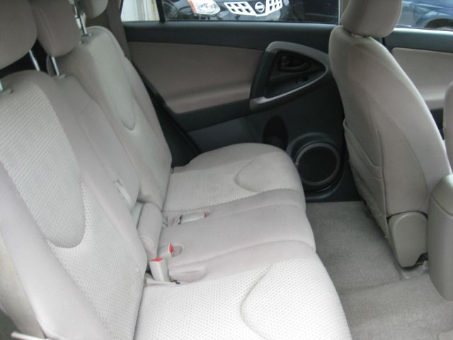 Toyota RAV4 2007 photo 13