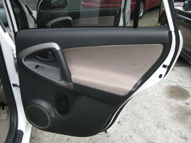 Toyota RAV4 2007 photo 15