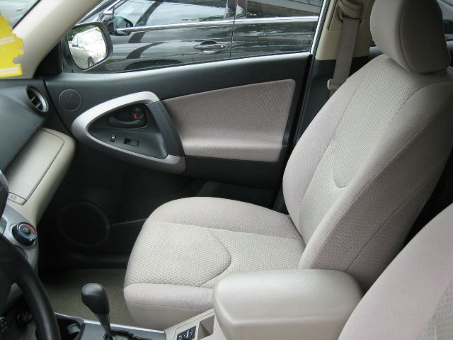 Toyota RAV4 2007 photo 2