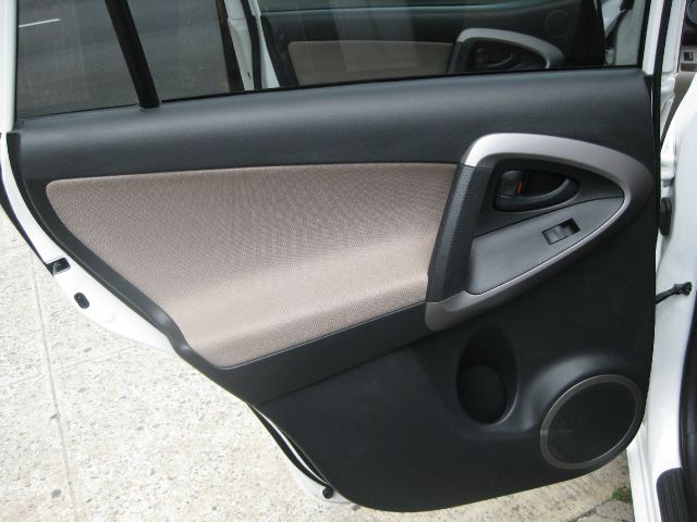 Toyota RAV4 2007 photo 5