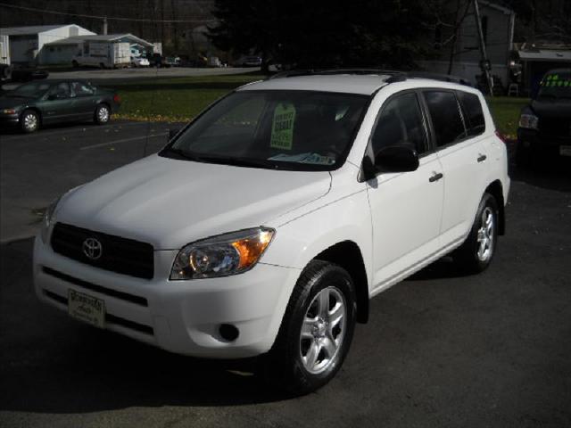 Toyota RAV4 4WD Reg Cab 126 XLT Sport Utility