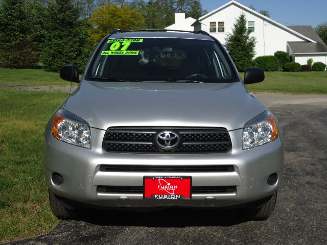 Toyota RAV4 2007 photo 9