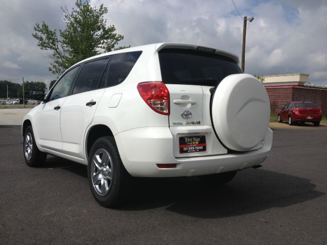 Toyota RAV4 2007 photo 2