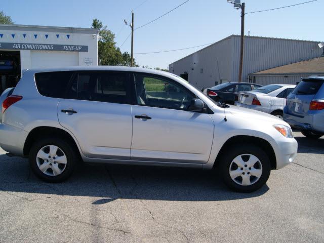 Toyota RAV4 2008 photo 3