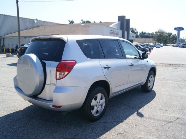 Toyota RAV4 2008 photo 4