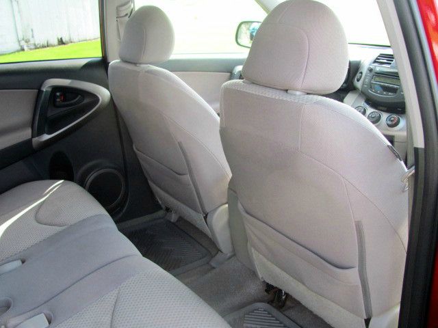 Toyota RAV4 2008 photo 4