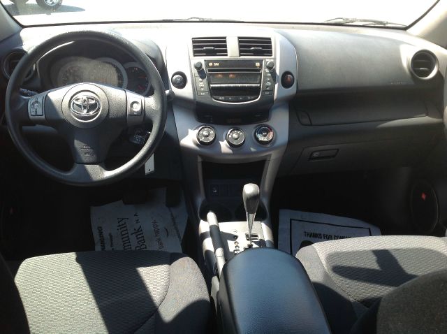 Toyota RAV4 2008 photo 14