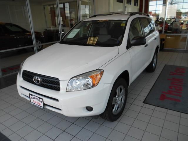 Toyota RAV4 SLT 25 Sport Utility