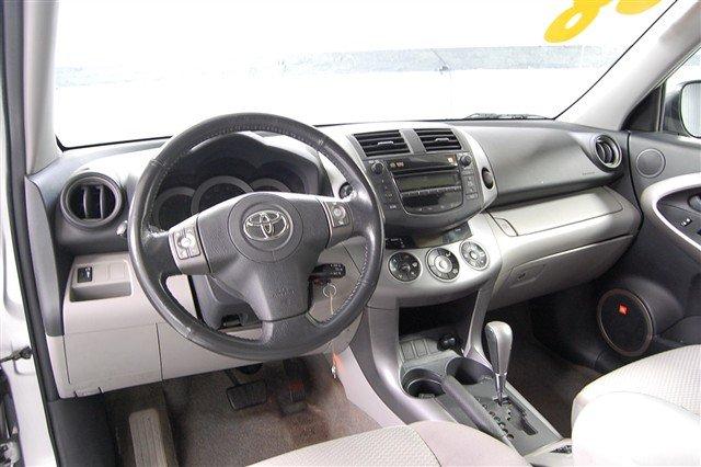 Toyota RAV4 2008 photo 5