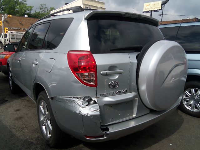 Toyota RAV4 2008 photo 3