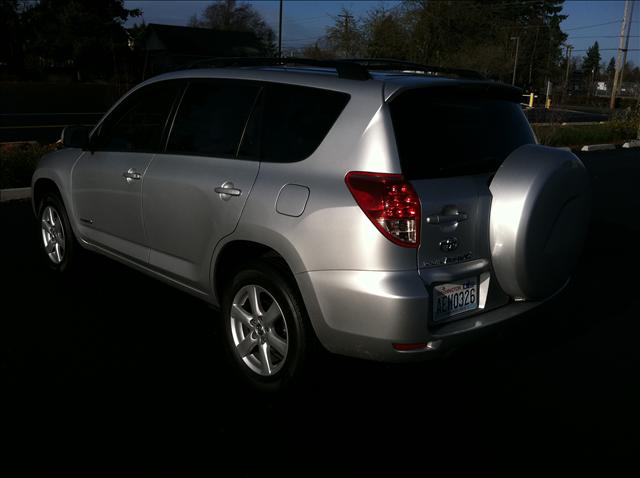 Toyota RAV4 2008 photo 3