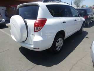 Toyota RAV4 2008 photo 3