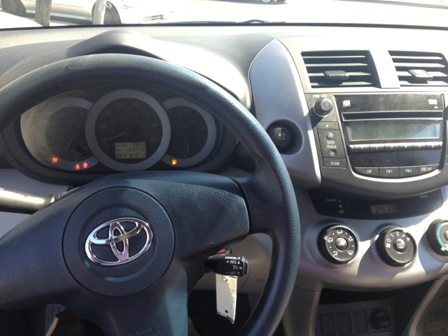 Toyota RAV4 2008 photo 1