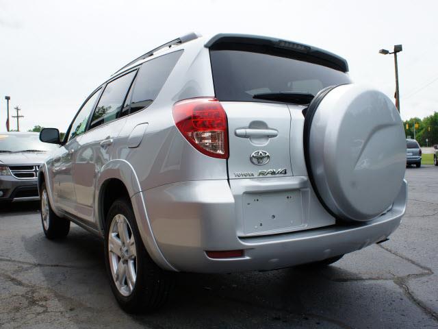 Toyota RAV4 2008 photo 1