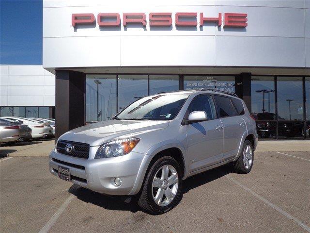 Toyota RAV4 2008 photo 2