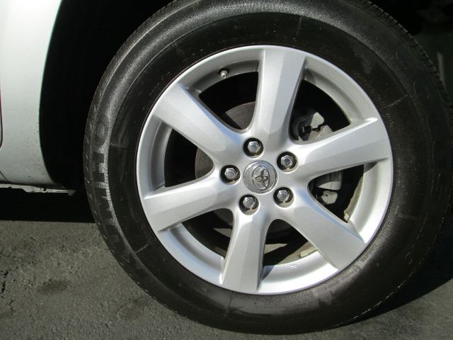 Toyota RAV4 2008 photo 3