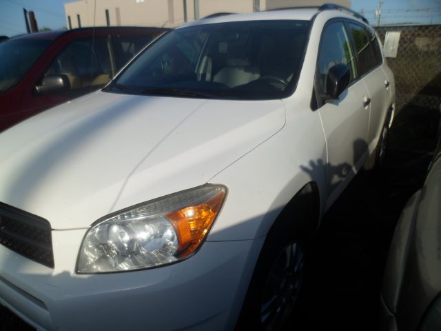 Toyota RAV4 2008 photo 3