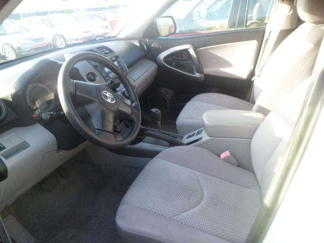 Toyota RAV4 2008 photo 4