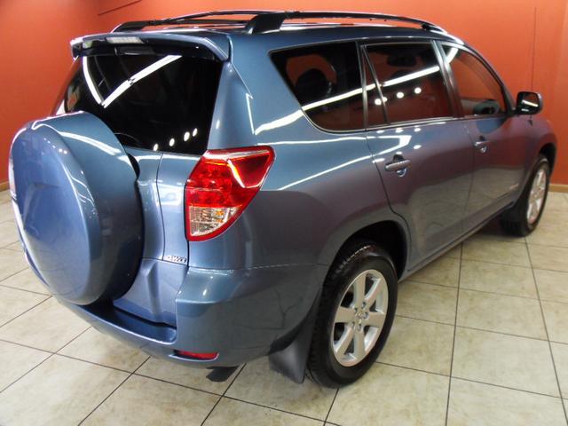 Toyota RAV4 2008 photo 4