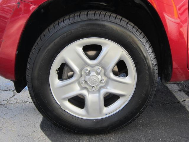 Toyota RAV4 2008 photo 3